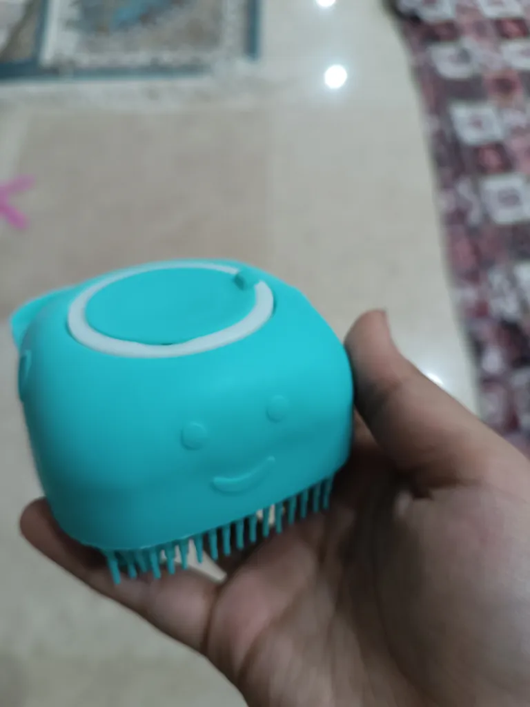 لیف حمام مدل سلیکونی مخزن دار