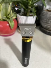 تجریه خرید ماشین اصلاح موی سر و صورت وی جی ار مدل 082