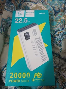 تجریه خرید پاوربانک وی دنمن وی مدل DP45 ظرفیت 20000 میلی آمپر ساعت