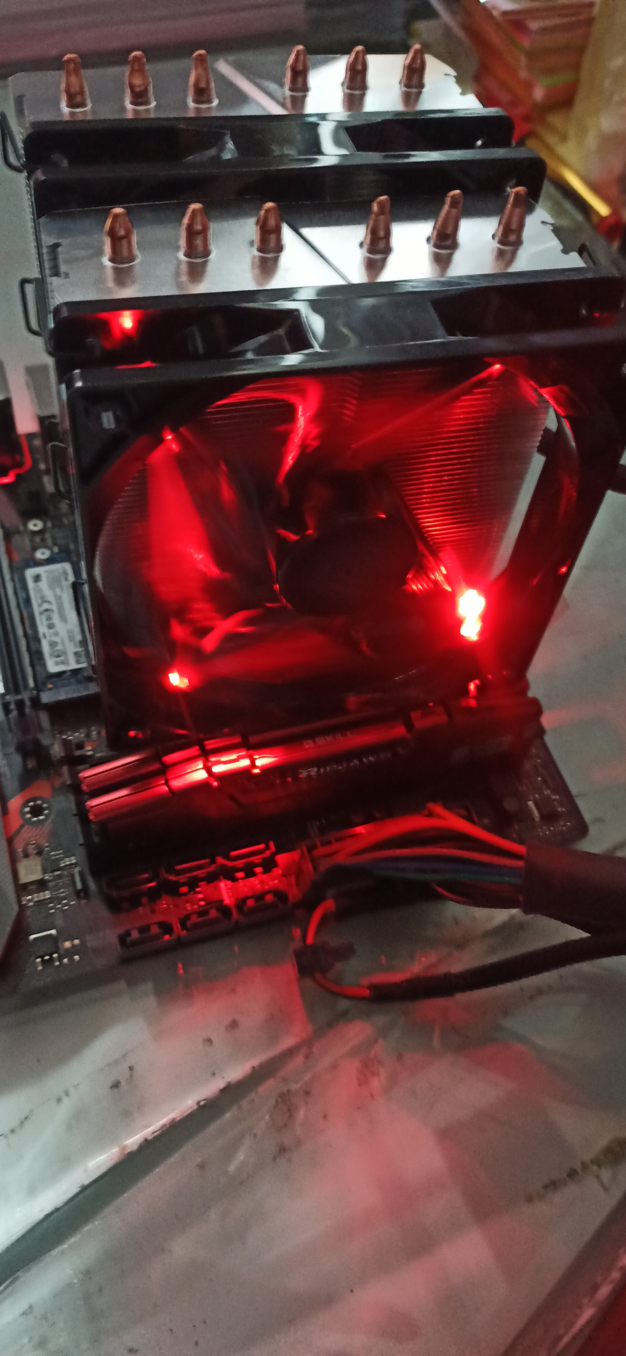 خنک کننده پردازنده کولر مستر مدل Blizzard T620 RED