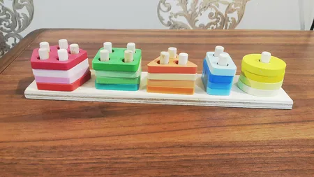 بازی آموزشی مونته سوری طرح پایه اشکال هندسی مدل ۰۰۲