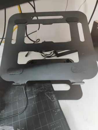 پایه نگهدارنده لپ تاپ مدل B03