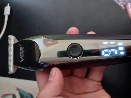 ماشین اصلاح موی صورت وی جی ار مدل 059