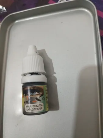 چسب مژه مصنوعی کد001