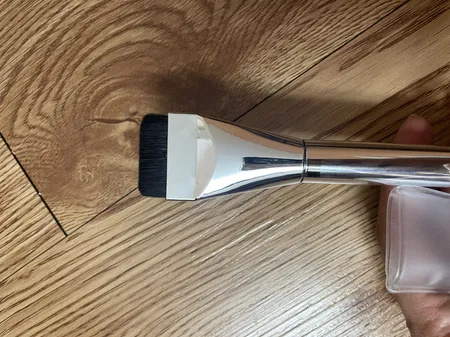 برس آرایشی مدل فلت