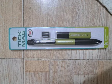 مداد نوکی 3 میلی متری گاج کد 20 به همراه یک بسته نوک و پاک کن