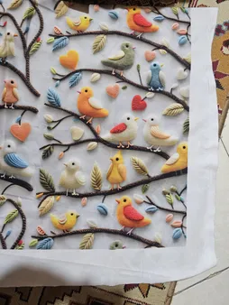 پارچه ملحفه عرض 1.5 متر مدل پنج بعدی باغ پرندگان کد 5013454 رنگ طوسی