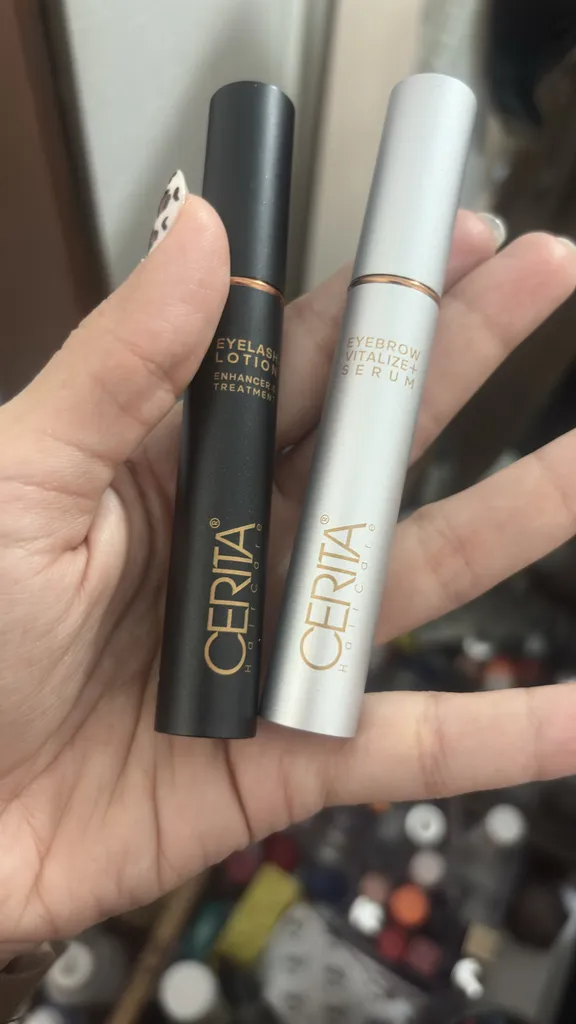 محلول تقویت کننده مژه سریتا مدل Eyelash lotion حجم 8 میلی لیتر