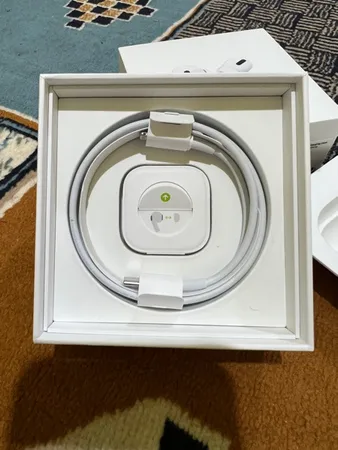 هدفون بلوتوثی اپل مدل AirPods Pro 2021