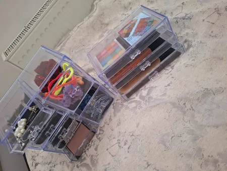 استند لوازم آرایشی مدل LTMB004w