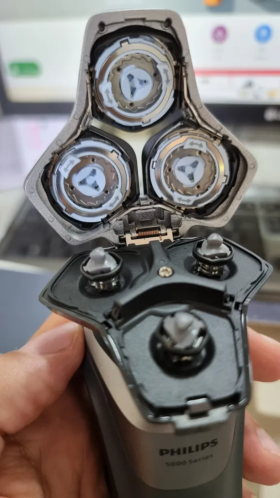 ماشین اصلاح موی صورت فیلیپس مدل S5887