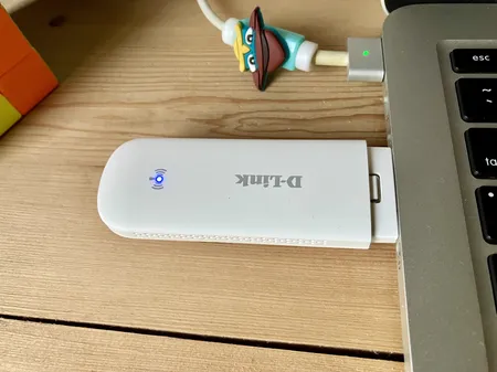 مودم 4G/LTE قابل حمل دی-لینک مدل DWR-910M