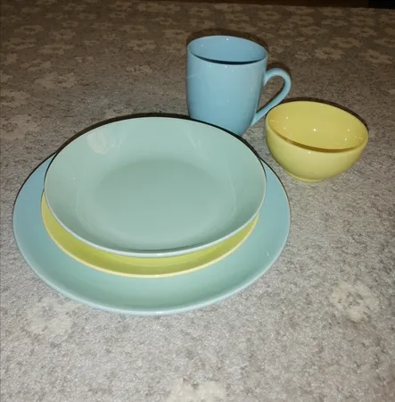 بشقاب خورش خوری مدل کلانا