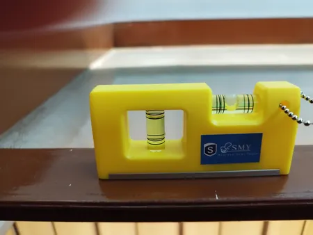 تراز جیبی مدل آهنربایی