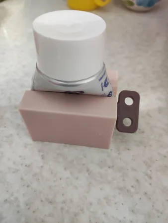 دستگاه خمیردندان مدل GIR178