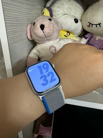 بند مدل Trail Loop مناسب برای اپل واچ 42/44/45/49 میلی متری