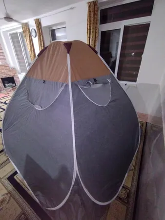 چادر مسافرتی 8 نفره مدل برنو کد B02