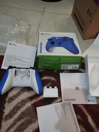 دسته بازی ایکس باکس سریس مایکروسافت مدل Shock Blue