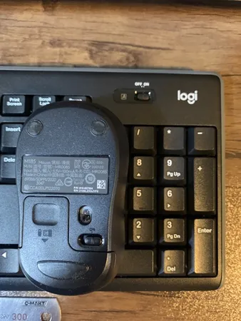 کیبورد و ماوس بی‌سیم لاجیتک مدل MK270