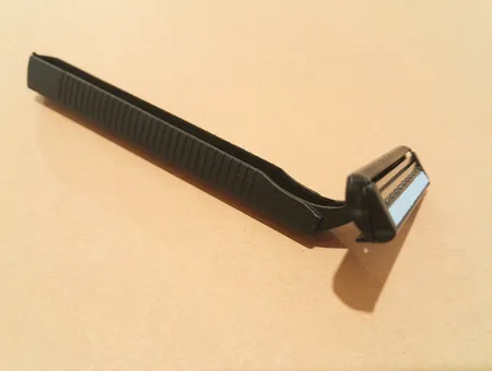 خود تراش ‏لمسر مدل GT-H بسته 5 عددی