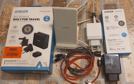 شارژر دیواری انکر مدل POWERPORT III 65W A2712