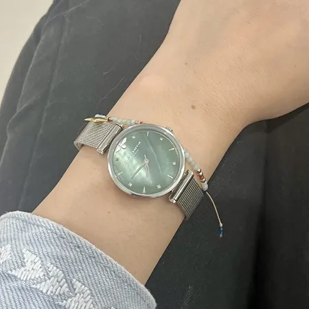 ساعت مچی عقربه ای زنانه الیویا برتِن مدل ob16am151