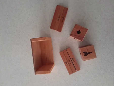 تقویم رومیزی مدل مکعب فارسی