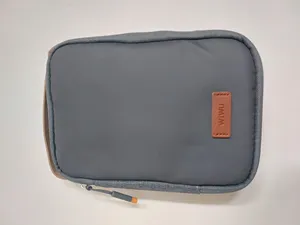 تجریه خرید کیف ویوو مدل MINIMAL TECH POUCH