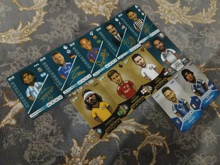 اسباب بازی شانسی کیمدی مدل چمپس 2025 مجموعه 12 عددی