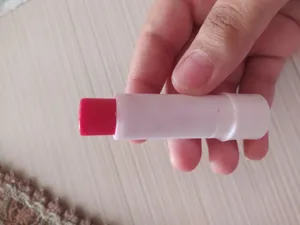 تجریه خرید بالم مرطوب کننده لب هیدرودرم مدل STRAWBERRY DELIGHT