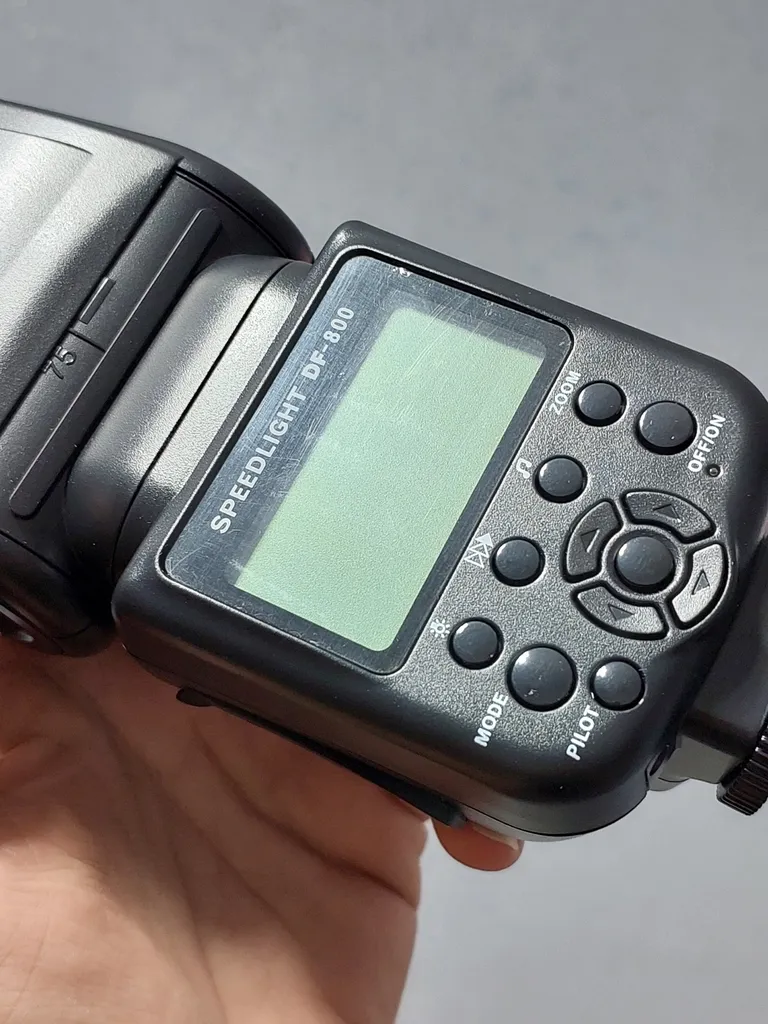 فلاش دوربین دی بی کی مدل DF-800N