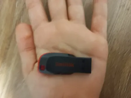 فلش مموری سن دیسک مدل Cruzer Blade CZ50 ظرفیت 32 گیگابایت با رابط USB 2.0