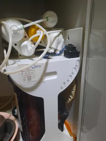 دستگاه تصفیه کننده آب اولانسی مدل RO-A930 به همراه فیلتر بسته 4 عددی