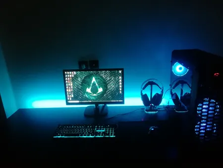 کیس کامپیوتر گیمینگ گرین مدل STRIKER