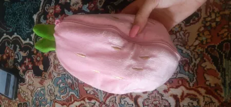 عروسک طرح خرگوش میوه ای مدل توت فرنگی کد JIMI110 ارتفاع 25 سانتی‌متر