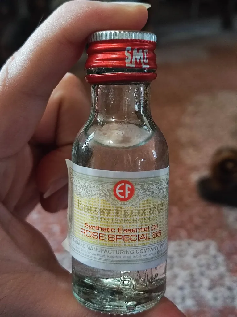 عطر محمدی لاهوری اصل