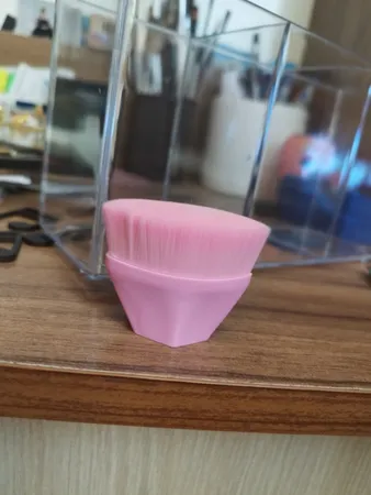 برس آرایشی مدل نانو پر تراکم