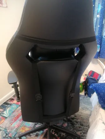 صندلی گیمینگ ریزر مدل G2020