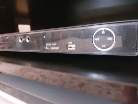 پخش کننده دی وی دی جی پلاس مدل GDV-HJ257N