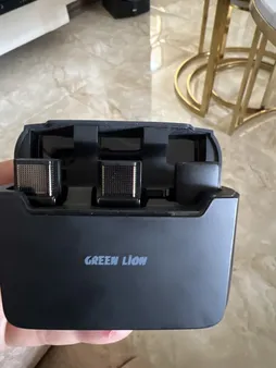 میکروفن بی سیم گرین لاین مدل 2in1 DIGITAL DISPLAY LITHTNING