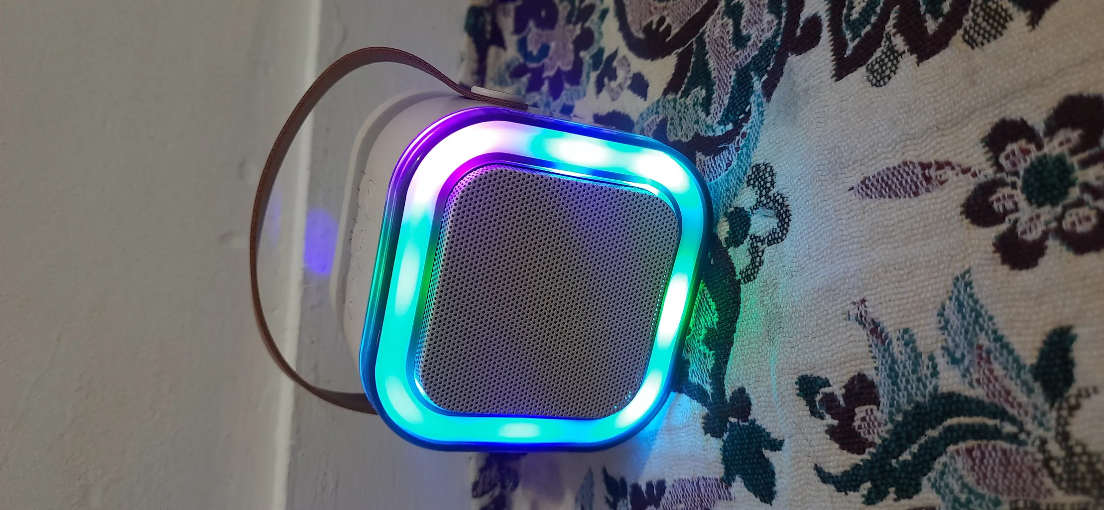 اسپیکر بلوتوثی قابل حمل مدل K12