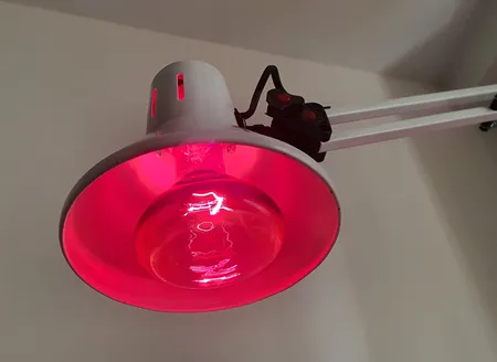 لامپ مادون قرمز جنرال الکتریک 100 وات مدل R95