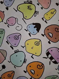 کاغذ کادو مدل عجیب غریب‌های خیلی بامزه سایز 50×70 سانتی‌متر بسته 5 عددی