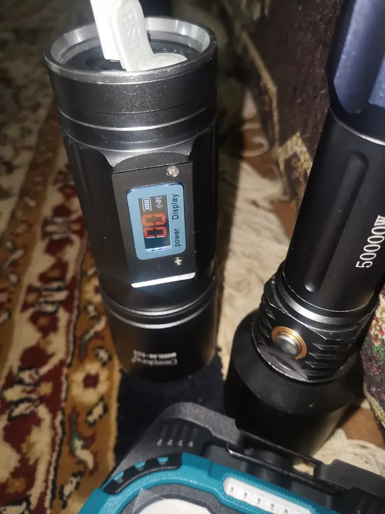 چراغ قوه دستی دیپکینگ مدل YP-DK-628-FISHING-UV-15W