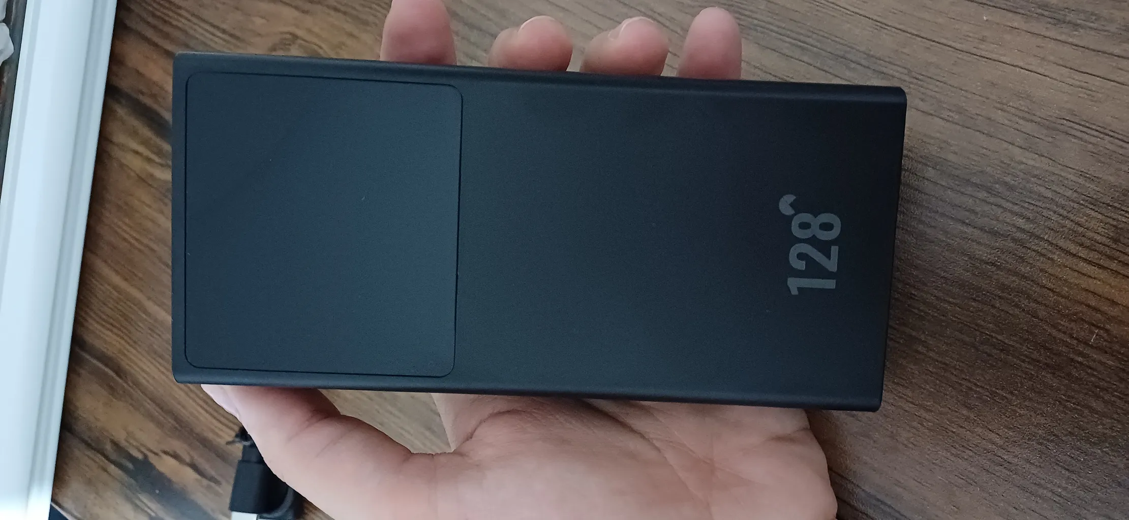 پاوربانک 128پی اس سی سی مدل XPOWER ظرفیت 20000 میلی آمپر ساعت