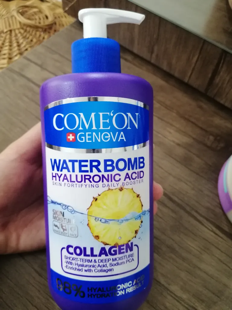 کرم آبرسان کامان سری واتربمب مدل COLLAGEN حجم 500 میلی‌لیتر