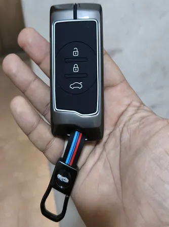 کاور ریموت و سوئیچ خودرو مدل دور فلزی شبرنگ کد MC-CR-TS مناسب برای ام وی ام X22 پرو، ام وی ام X55 پرو