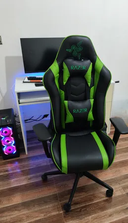 صندلی گیمینگ ریزر مدل parla