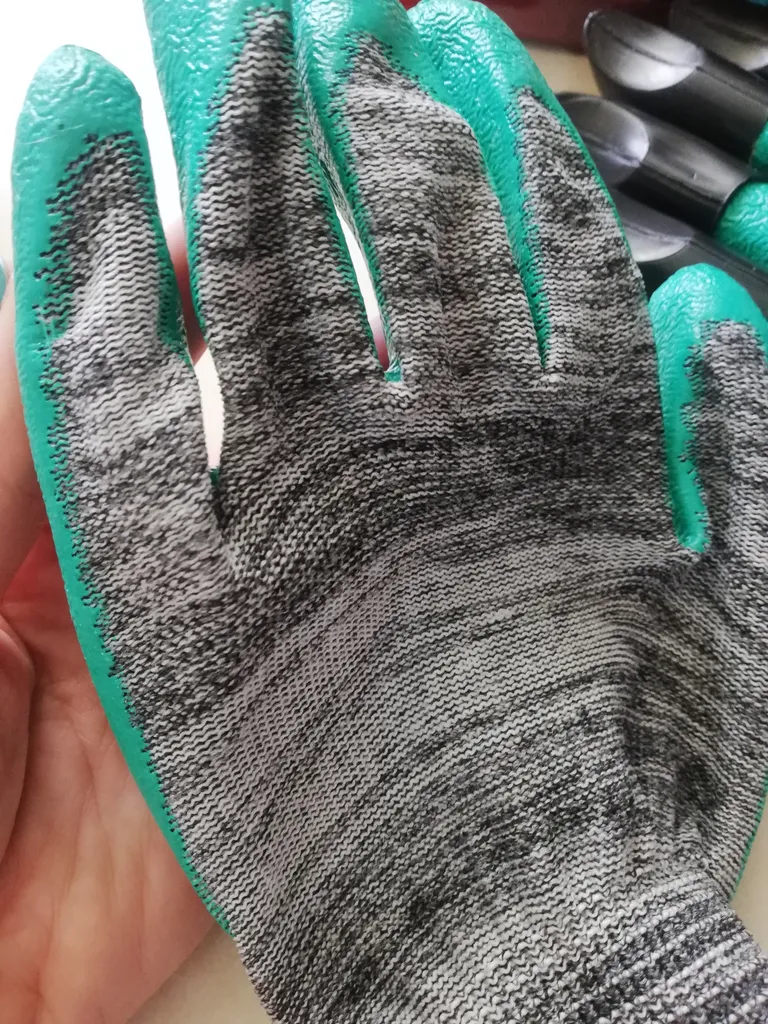 دستکش باغبانی مدل TEK034