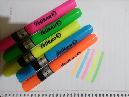 ماژیک علامت گذار پلیکان مدل هرون TEXTO بسته 5 عددی